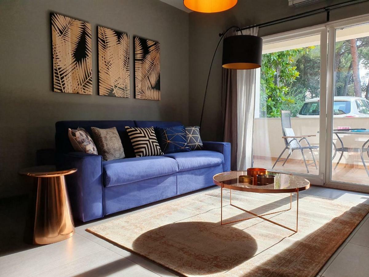 Magnolia - Modern Apartment Near City Center And Sea Porec Exterior photo